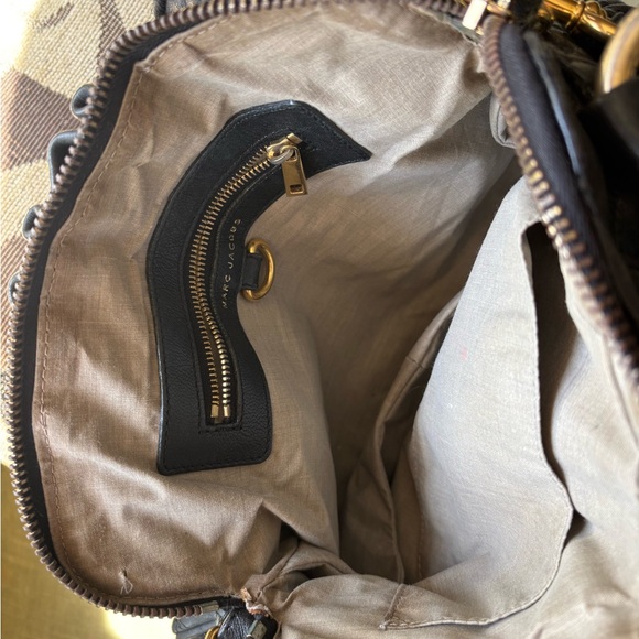 Marc Jacobs Blue Quilted Shoulder Bag with Gold Hardware - Picture 4 of 10